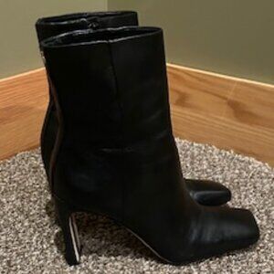 SAM EDELMAN Anika Square-Toed Booties – Black – Size 7.5